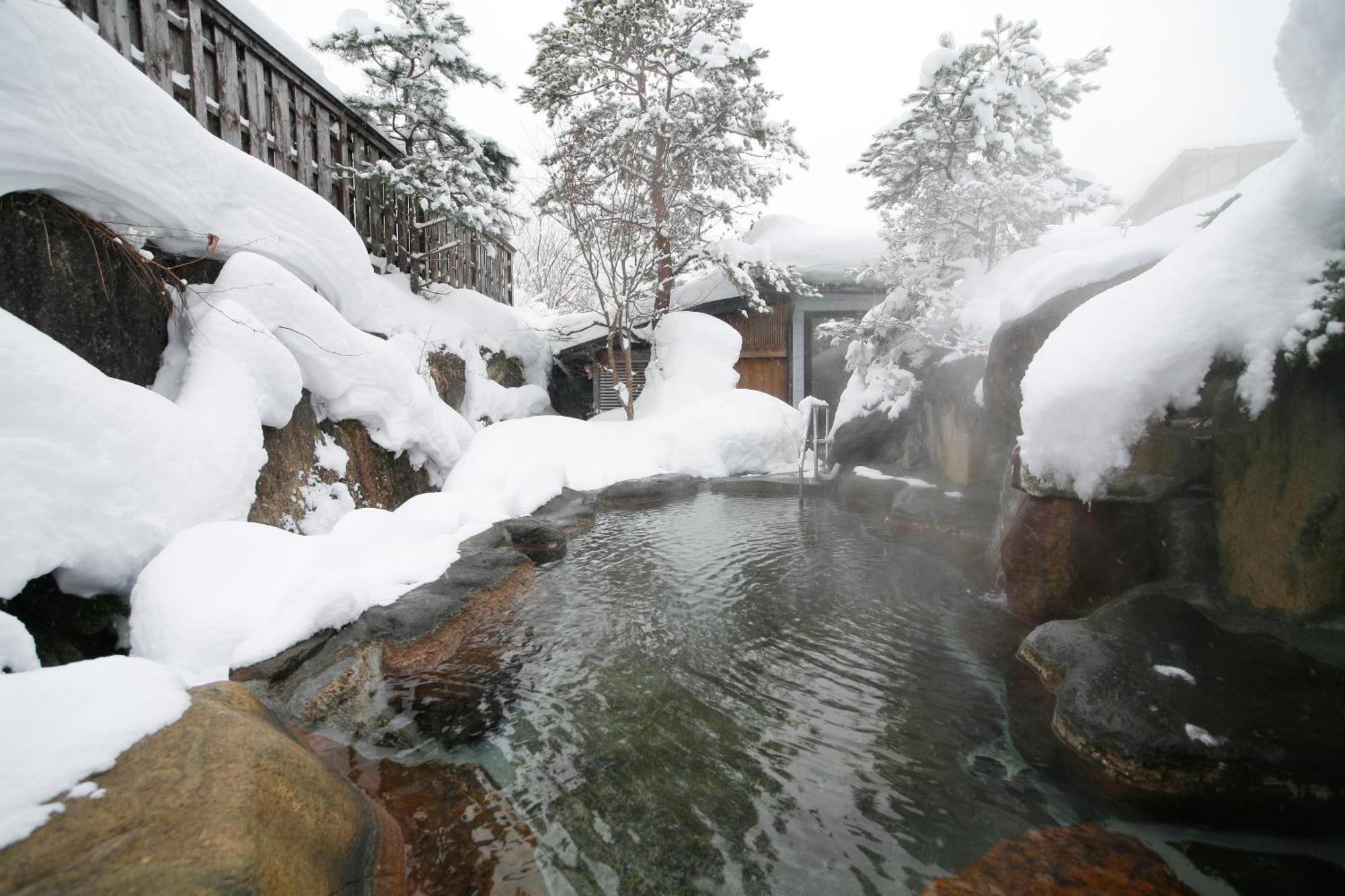 Ryokan Kutsuroginoya Yuu Takayama  Extérieur photo