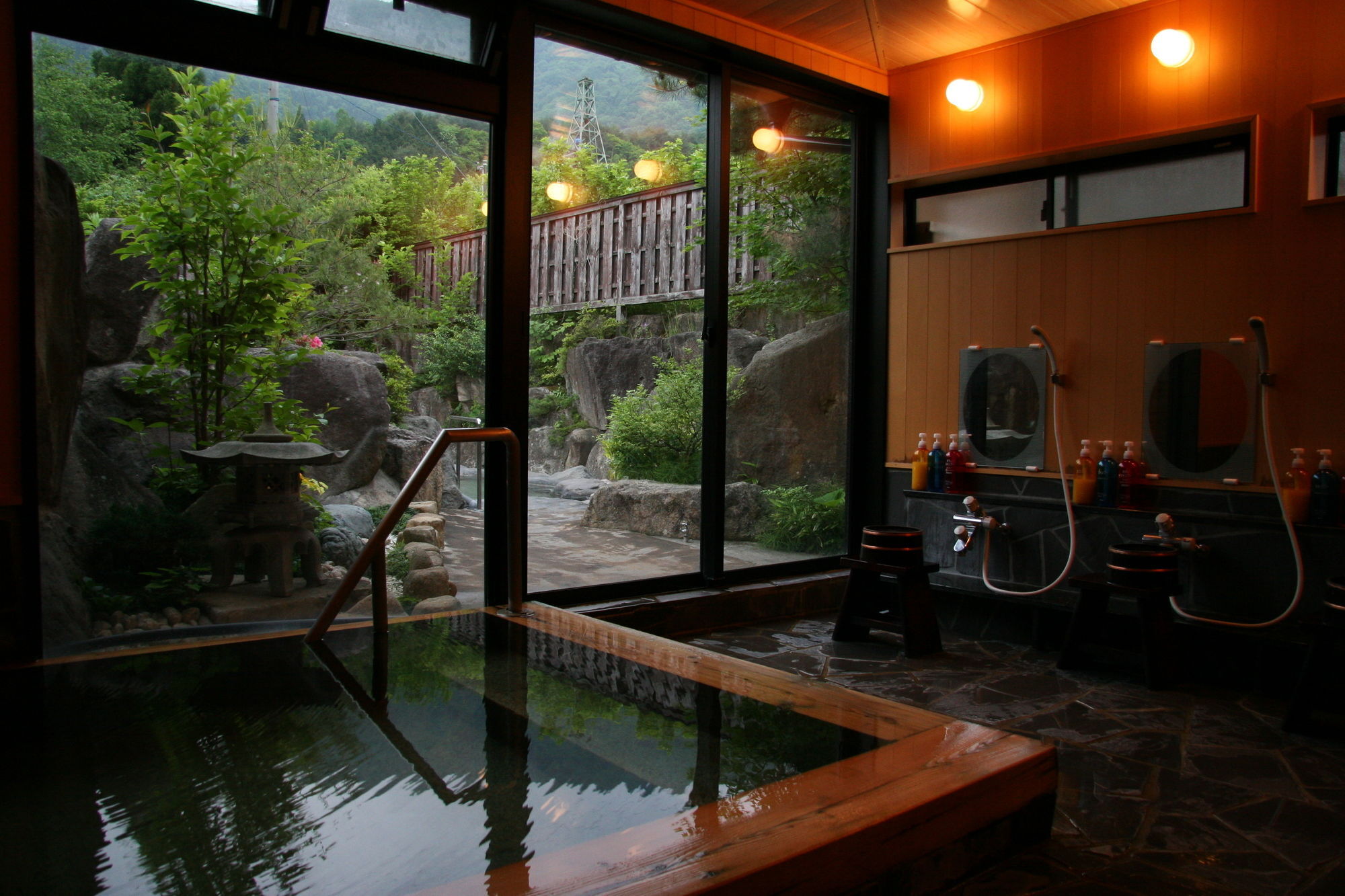 Ryokan Kutsuroginoya Yuu Takayama  Extérieur photo